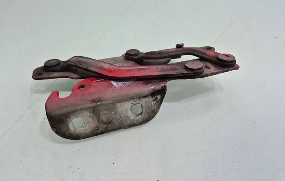 Ford Fiesta Engine bonnet/hood hinges