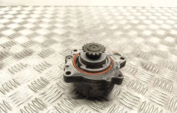 Nissan Primera Vacuum pump 14650AD200 X2T55671