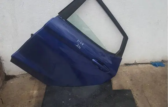 Ford Fiesta Rear door