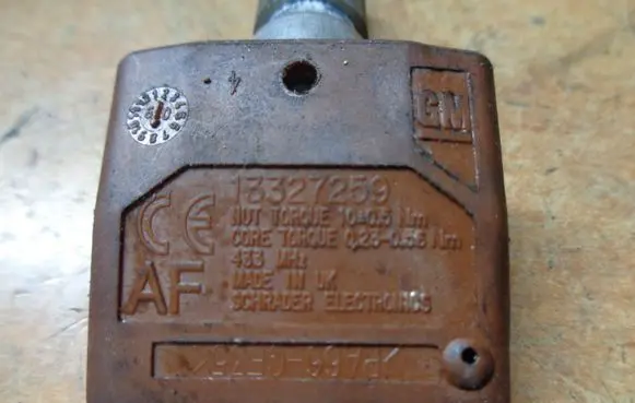 Opel Insignia A Tire pressure sensor 13327259