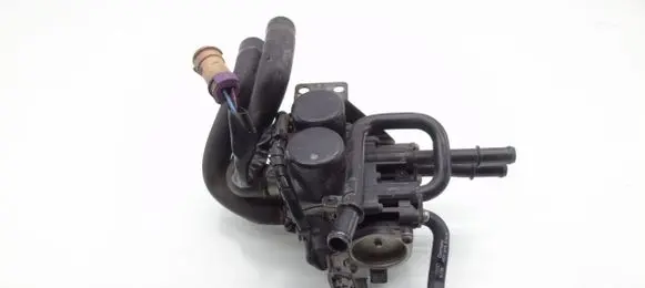Audi A8 S8 D2 4D Coolant level relay 