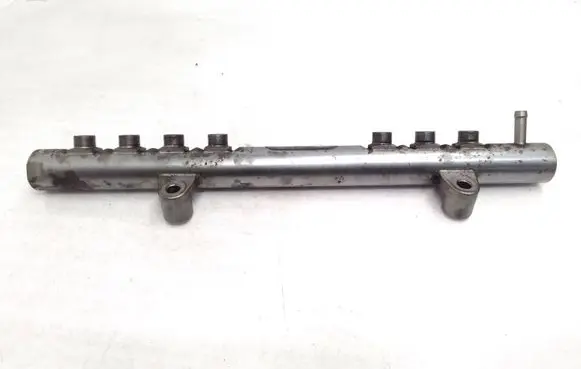 Volvo XC60 Fuel main line pipe 30777759 0445215025