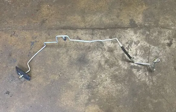 BMW 5 E60 E61 Air conditioning (A/C) pipe/hose 645323498211