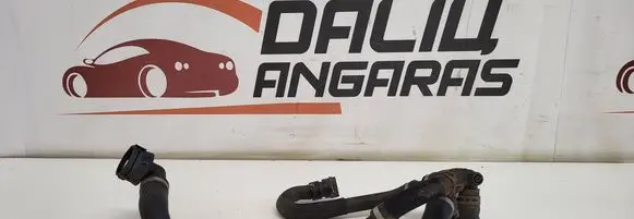 Engine coolant pipe/hose