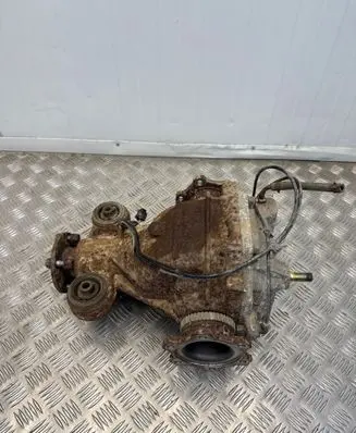 Nissan Elgrand Rear differential 383110C044 608395 4608395