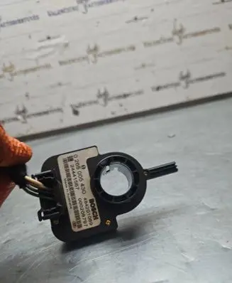 Opel Zafira A Steering angle sensor 0265005430 000208797 24441567