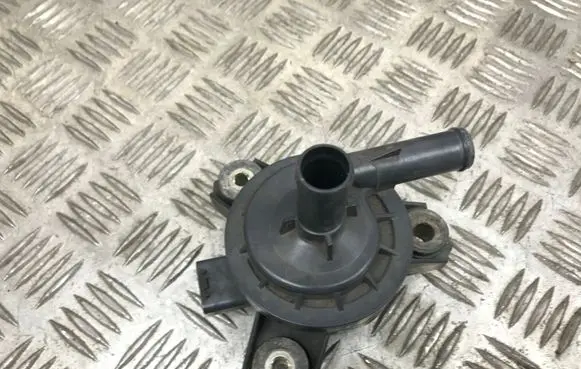Toyota Prius (XW30) Electric auxiliary coolant/water pump G904048010