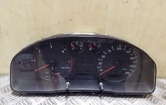 Audi A4 S4 B5 8D Speedometer (instrument cluster) 8D0919861F