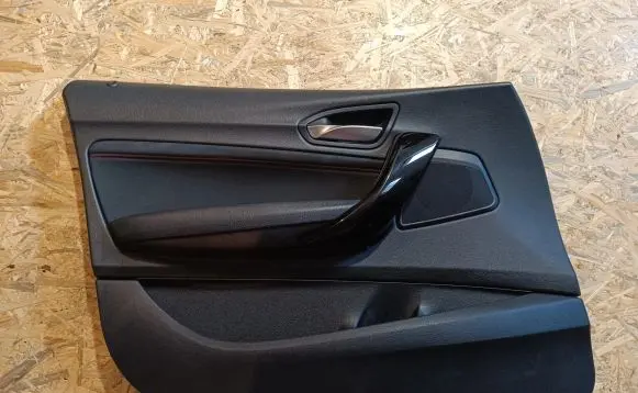 BMW 1 F20 F21 Front door card panel trim 7240403