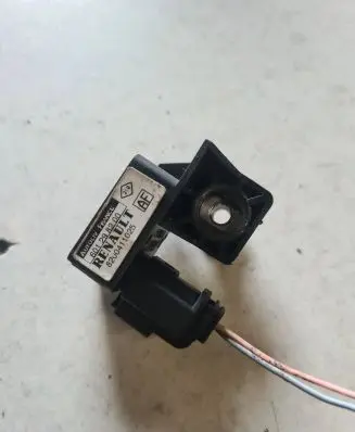 Renault Megane II Airbag deployment crash/impact sensor 8200411025 601298200