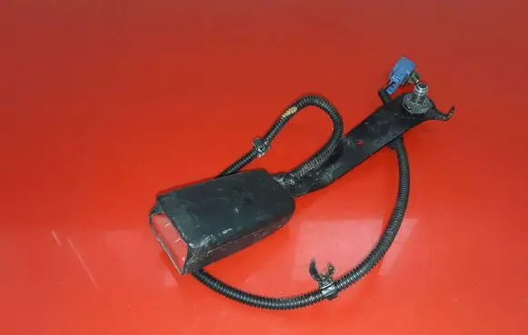 Honda Accord Front seatbelt buckle 1039118
