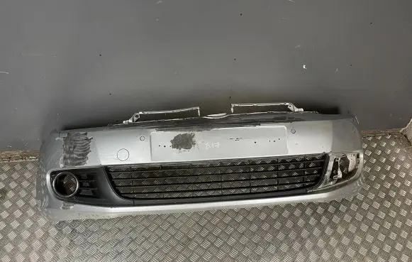 Volkswagen Golf VI Front bumper 5K0807221