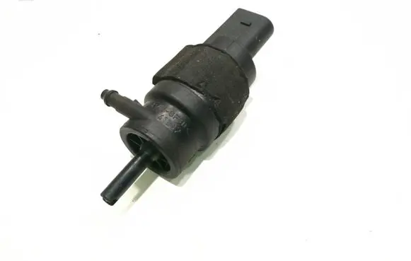 Audi A5 8T 8F Windscreen/windshield washer pump 8K5955647