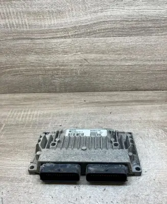 Renault Megane II Gearbox control unit/module 8200647195 S126027102A