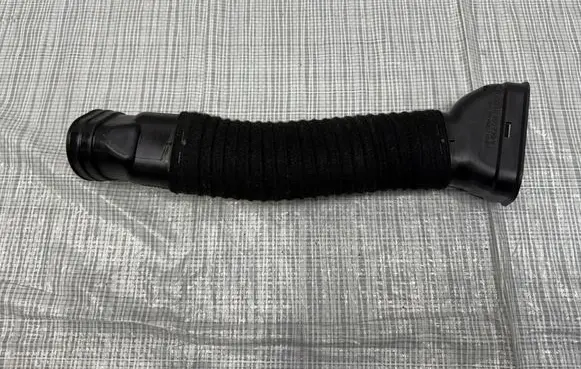 Mercedes-Benz X-class W470 Air intake hose/pipe A6420940100