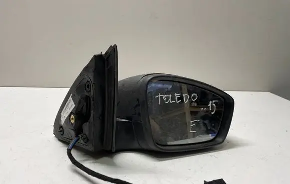 Seat Toledo IV (NH) Front door electric wing mirror 5JB857408F