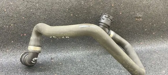 Audi Q5 SQ5 Engine coolant pipe/hose 8R0819334Q