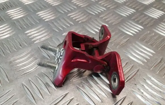Mitsubishi ASX Rear door upper hinge
