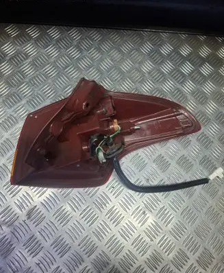 Toyota RAV 4 (XA40) Rear/tail lights