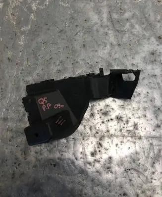 Audi Q5 SQ5 Front bumper mounting bracket 8R0807284B