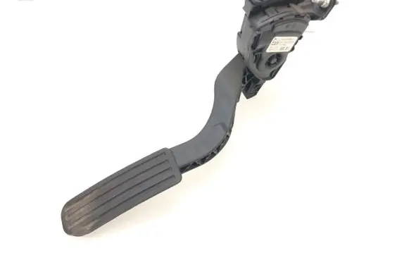 Land Rover Freelander 2 - LR2 Accelerator throttle pedal 6G929F836GF