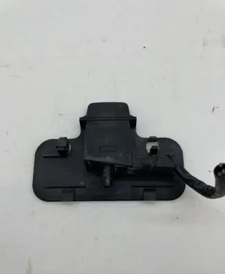 Mercedes-Benz E W210 Windshield washer spray nozzle 2108602047
