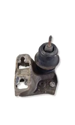 Subaru Outback Engine mount bracket 