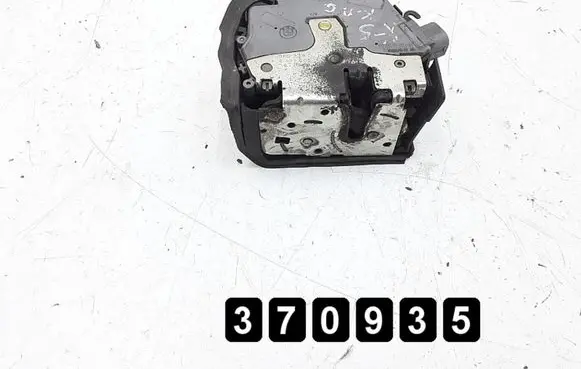 BMW X5 E53 Front door lock 8402601