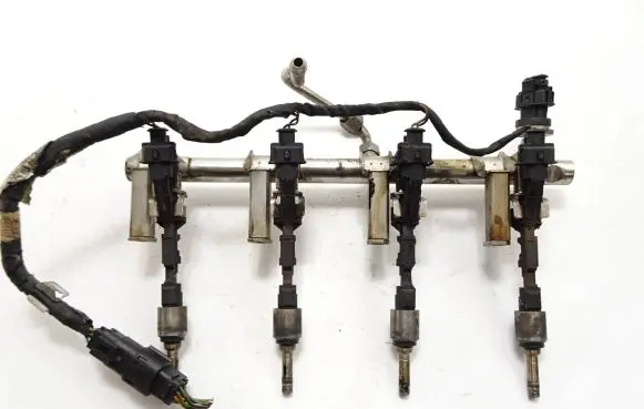 Fuel main line pipe