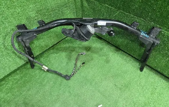 Volkswagen Golf VIII Tow bar 5H9803881E