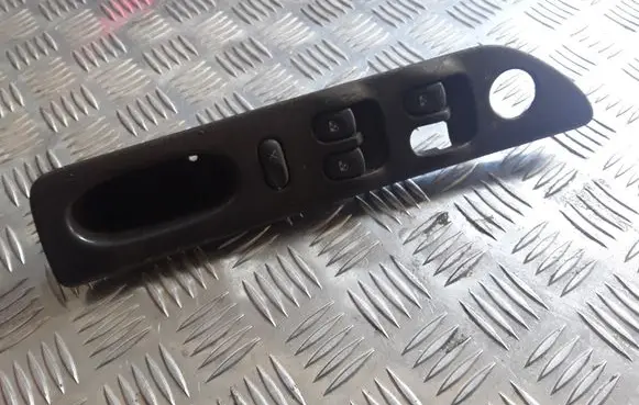 Renault Espace III Electric window control switch 7701707956