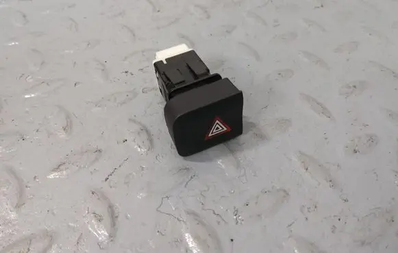 Peugeot Partner III Hazard light switch 9817043077