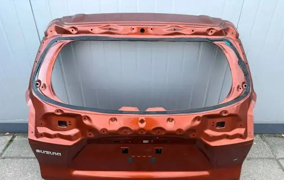 Suzuki SX4 S-Cross Tailgate/trunk/boot lid