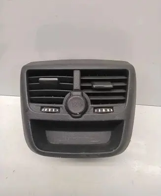 Peugeot 508 Rear air vent grill 9686453677