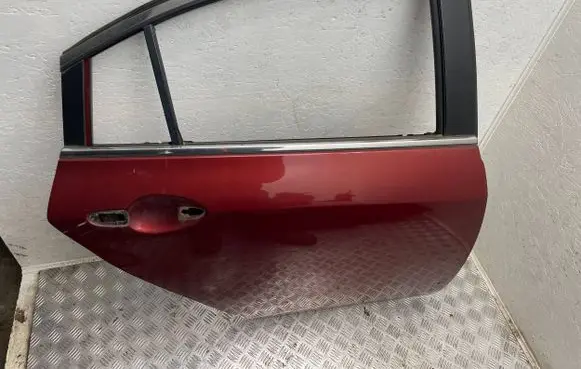 Mazda 6 Rear door