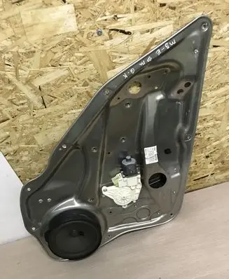 Mercedes-Benz E W212 Rear door window regulator with motor A2125407605