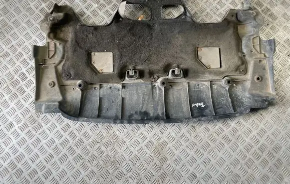 Subaru Impreza II Engine splash shield/under tray