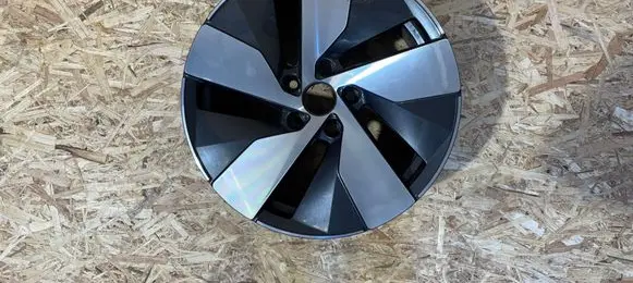 Volkswagen PASSAT B9 R17 alloy rim 330601025B K7K9560