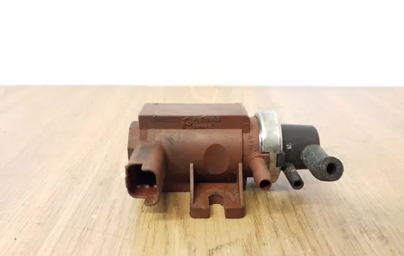 Ford Focus Turbo solenoid valve 9652570180 70096803