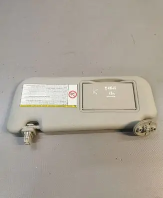 Toyota Yaris Sun visor