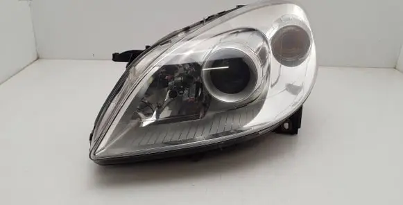 Mercedes-Benz B W245 Headlight/headlamp 0301220201