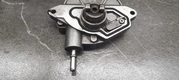 Mercedes-Benz A W169 Vacuum pump
