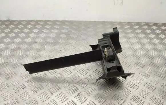 BMW 5 F10 F11 Radiator active air flap actuator 6466R15 719316809