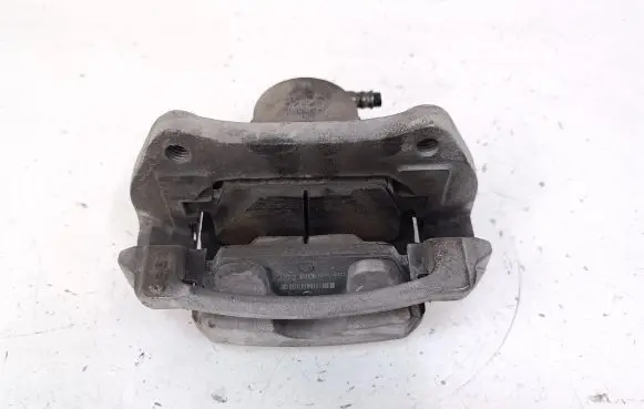 Buick Encore I Front brake caliper 42703474