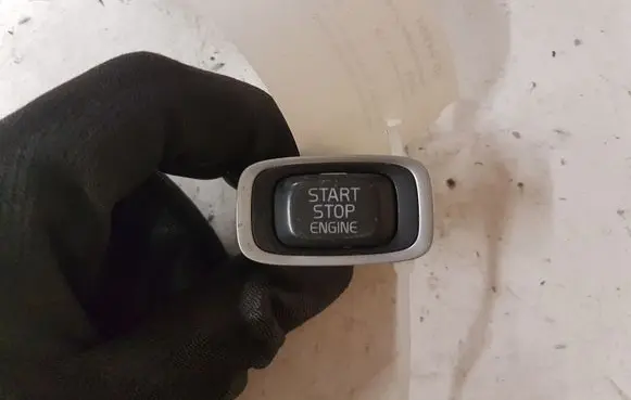Volvo V60 Engine start stop button switch 10011479 31316791 10047145