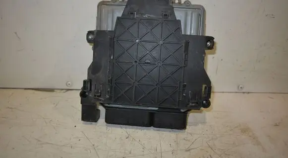 Volvo XC60 Engine control unit/module 31272462AA
