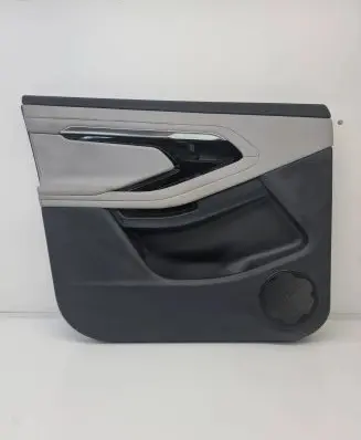 Land Rover Evoque II Front door card panel trim K8D223879A