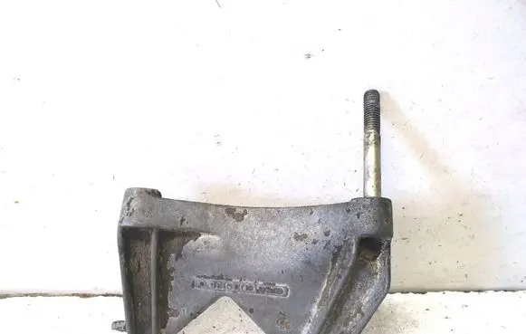 Mercedes-Benz 100 W631 Engine mounting bracket R6160110195