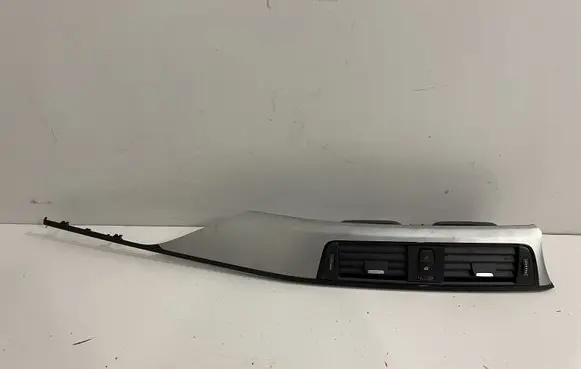 BMW 3 F30 F35 F31 Dashboard glove box trim 6827342