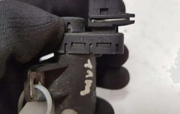 Nissan Navara D40 Turbo solenoid valve 8200762162